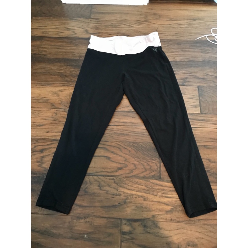 Black leggings